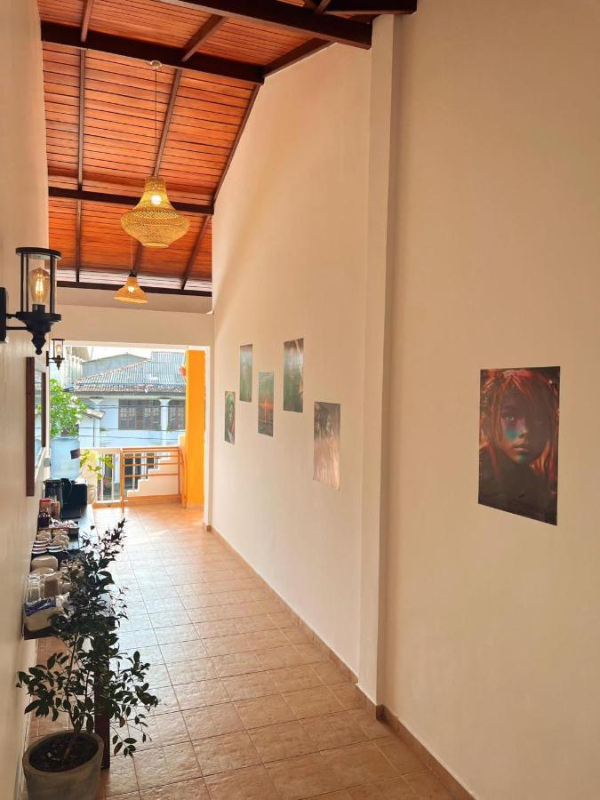 Hummus Hostel Hikkaduwa Bagian luar foto