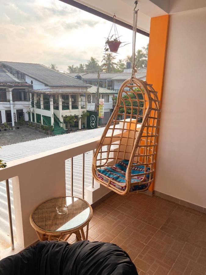 Hummus Hostel Hikkaduwa Bagian luar foto