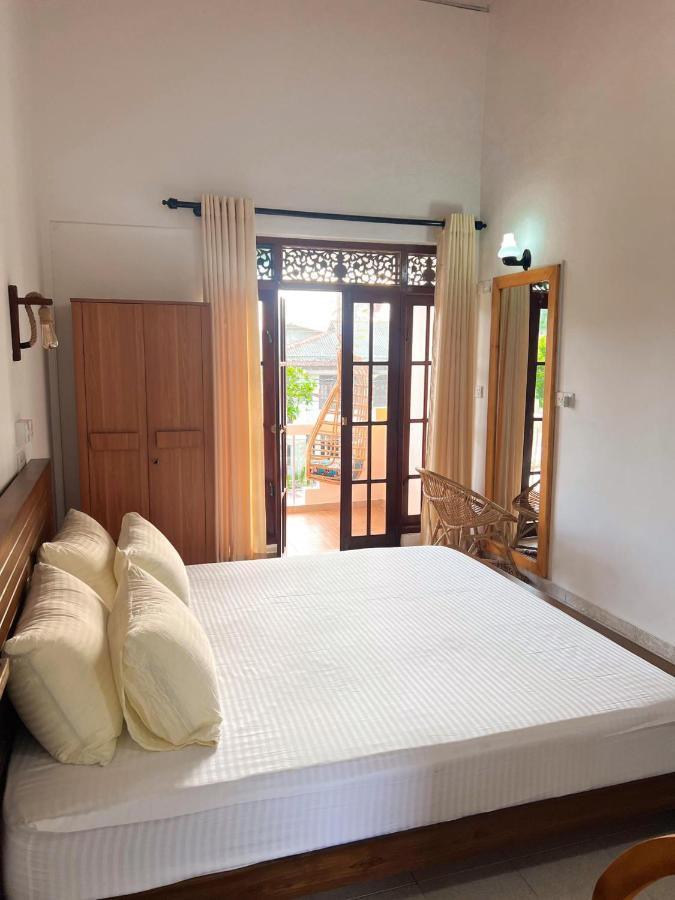 Hummus Hostel Hikkaduwa Bagian luar foto