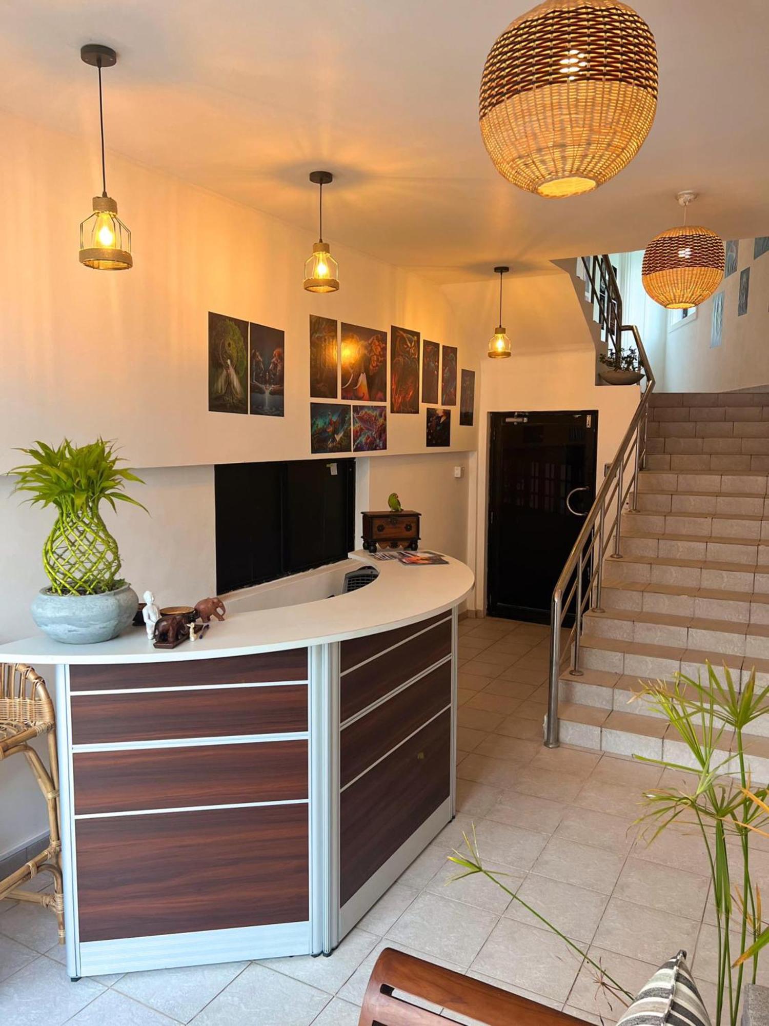 Hummus Hostel Hikkaduwa Bagian luar foto