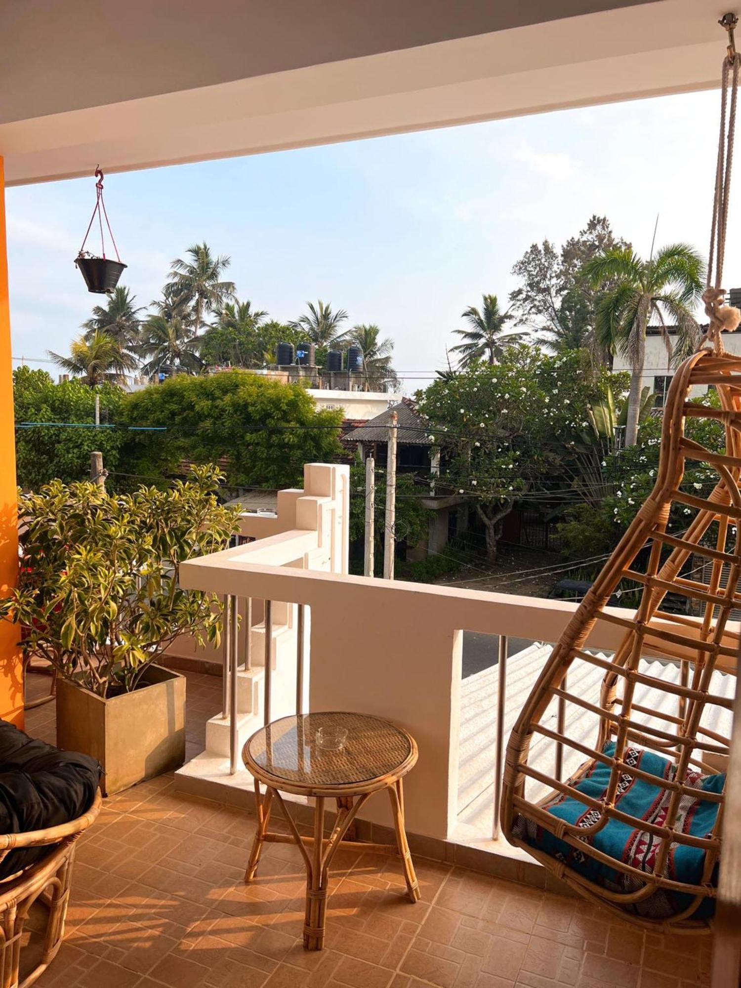 Hummus Hostel Hikkaduwa Bagian luar foto
