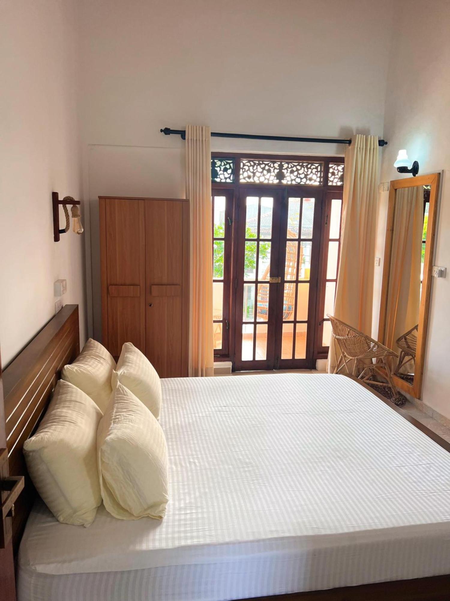 Hummus Hostel Hikkaduwa Bagian luar foto